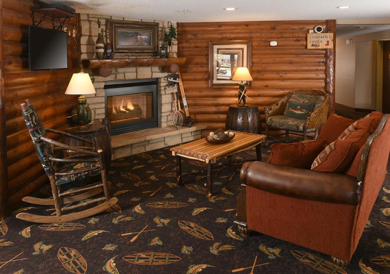 Cedar Creek Hotel Wausau - Rothschild Exterior foto